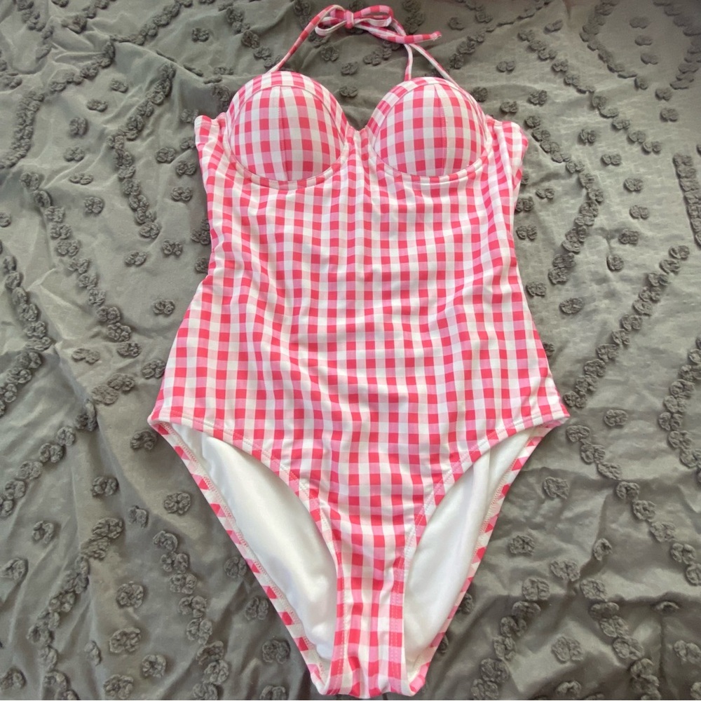 gap gingham one piece swimsuit with removable straps and padding